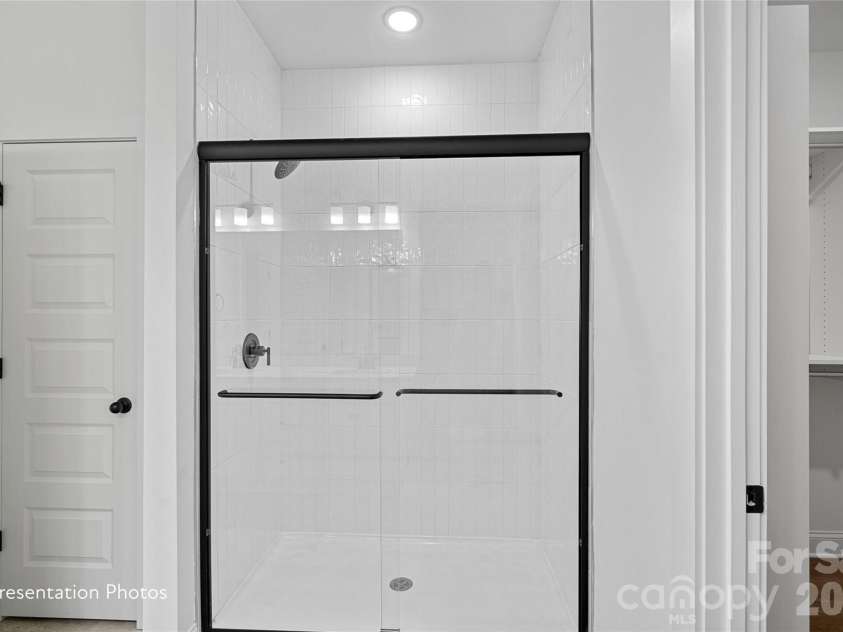 4506 Castleton Road, Charlotte, NC 28211.  MLS# CAR4355977, YatesRealty ID 10710. 