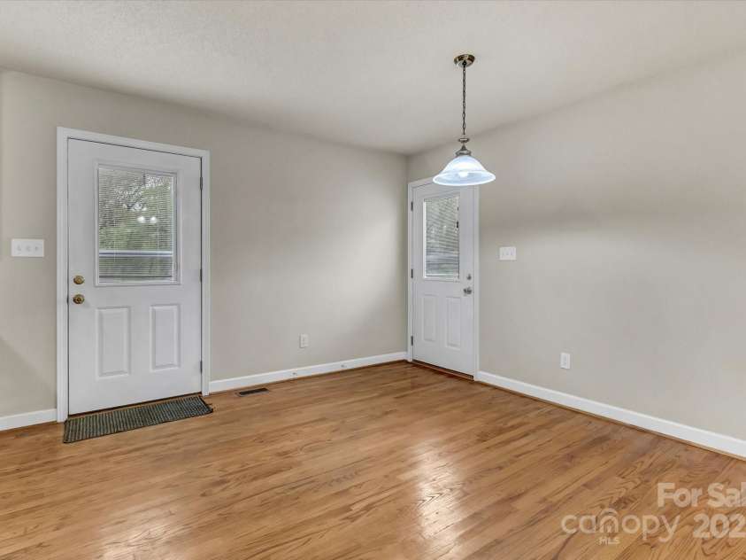 4773 Westwinds Road, Lincolnton, NC 28092.  MLS# CAR4243284, YatesRealty ID 10710. 