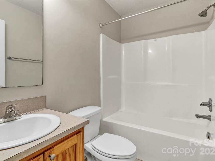 4773 Westwinds Road, Lincolnton, NC 28092.  MLS# CAR4243284, YatesRealty ID 10710. 