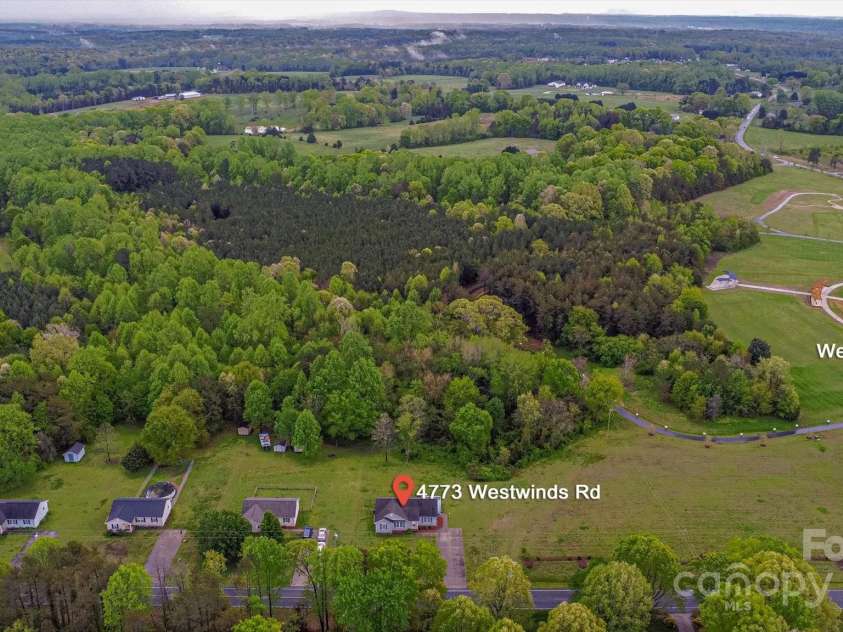 4773 Westwinds Road, Lincolnton, NC 28092.  MLS# CAR4243284, YatesRealty ID 10710. 