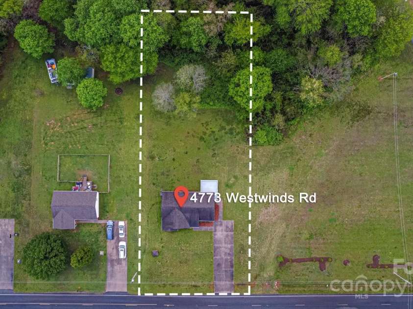 4773 Westwinds Road, Lincolnton, NC 28092.  MLS# CAR4243284, YatesRealty ID 10710. Aerial photo shows layout of home and lot on Westwinds.