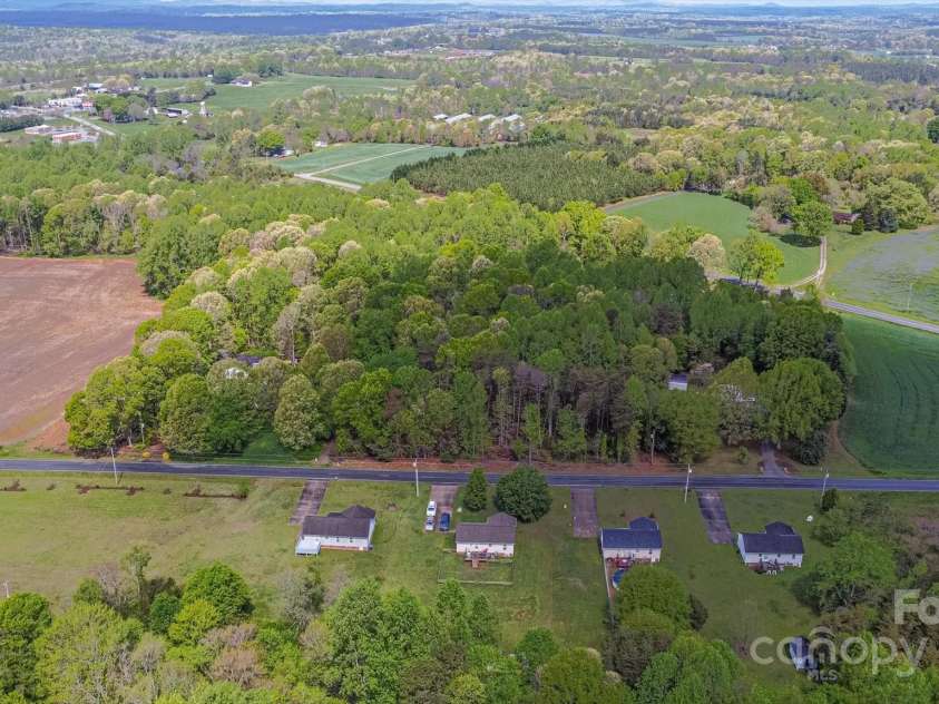 4773 Westwinds Road, Lincolnton, NC 28092.  MLS# CAR4243284, YatesRealty ID 10710. Overhead look at this Westwinds property and surroundings
