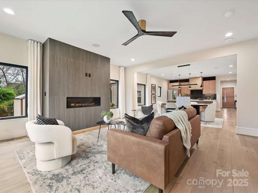 1516 Caldwell Street, Charlotte, NC 28206.  MLS# CAR4222711, YatesRealty ID 10711. 