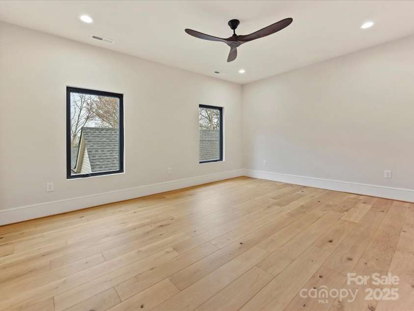 1516 Caldwell Street, Charlotte, NC 28206.  MLS# CAR4222711, YatesRealty ID 10711. 