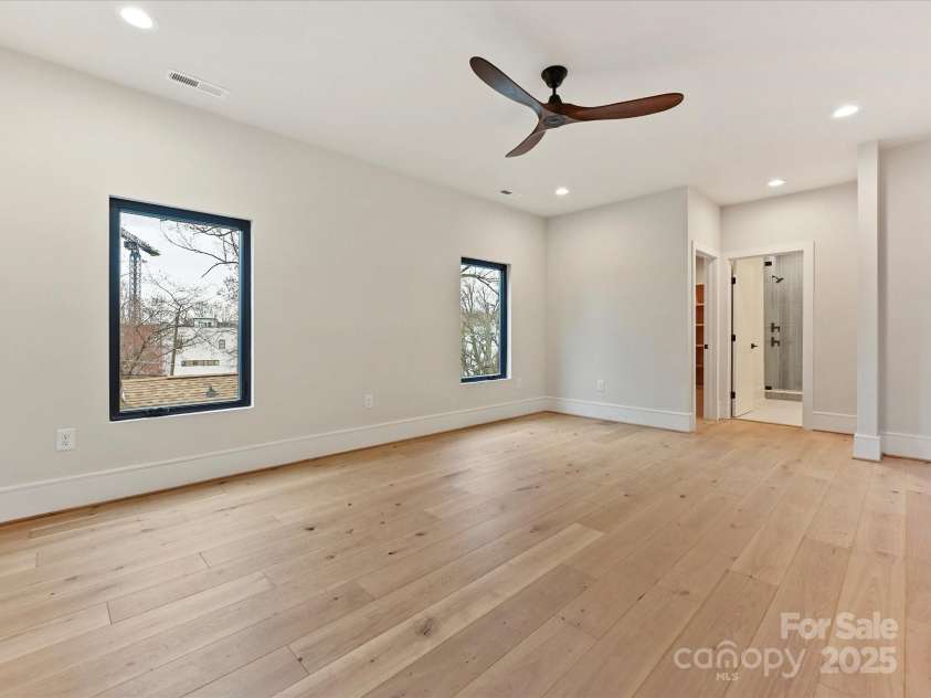 1516 Caldwell Street, Charlotte, NC 28206.  MLS# CAR4222711, YatesRealty ID 10711. 