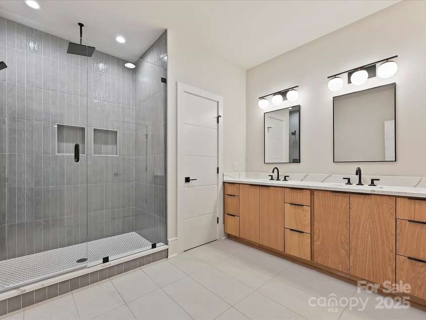 1516 Caldwell Street, Charlotte, NC 28206.  MLS# CAR4222711, YatesRealty ID 10711. 