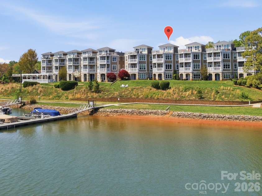 637 Williamson Road, Mooresville, NC 28117.  MLS# CAR4387308, YatesRealty ID 10712. 