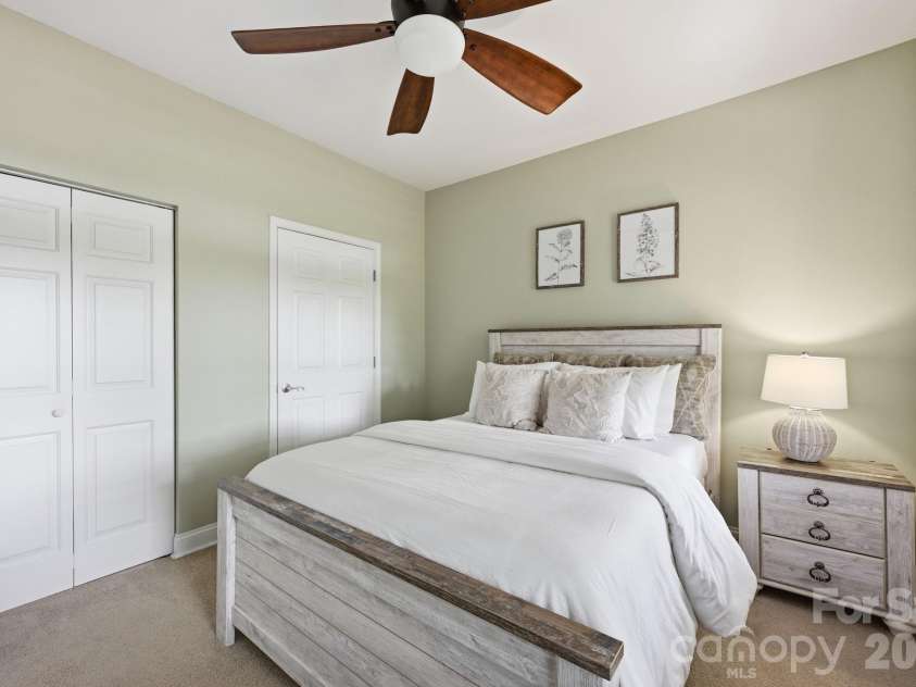 637 Williamson Road, Mooresville, NC 28117.  MLS# CAR4387308, YatesRealty ID 10712. 