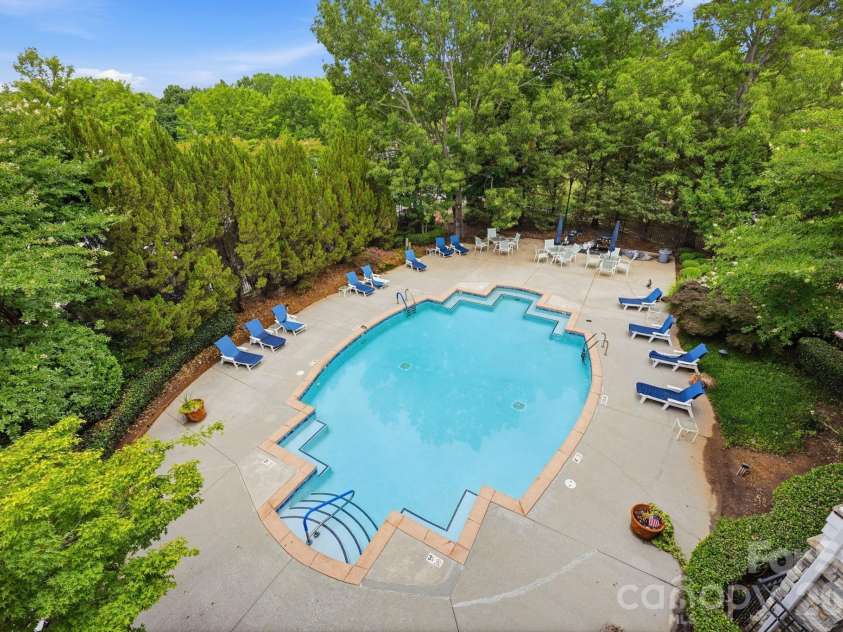 637 Williamson Road, Mooresville, NC 28117.  MLS# CAR4387308, YatesRealty ID 10712. 