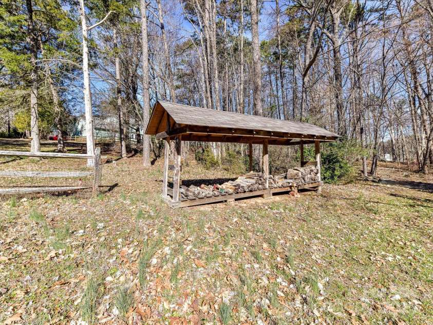 1830 Light Brigade Drive, Matthews, NC 28105.  MLS# CAR4325168, YatesRealty ID 10714. 