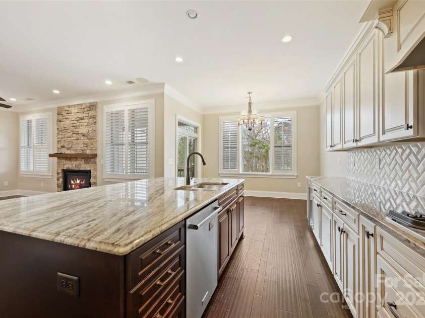 14629 Glen Valley Court, Charlotte, NC 28278.  MLS# CAR4226985, YatesRealty ID 10715. 