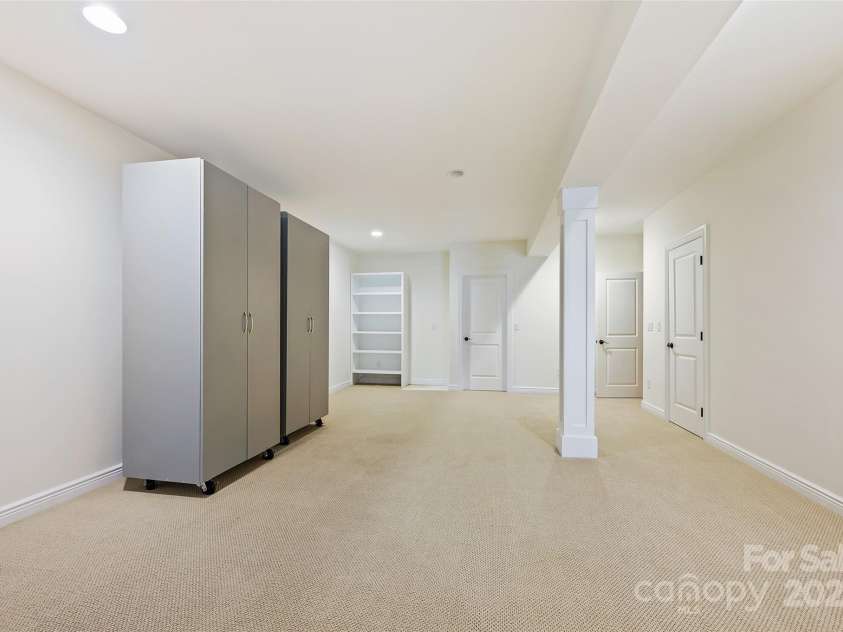 14629 Glen Valley Court, Charlotte, NC 28278.  MLS# CAR4226985, YatesRealty ID 10715. 