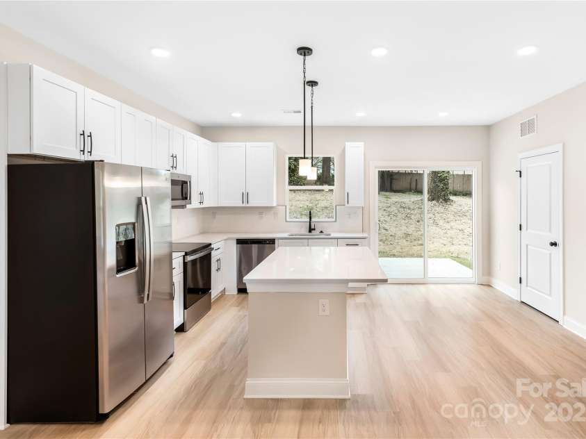 315 Club House Drive, Salisbury, NC 28144.  MLS# CAR4243075, YatesRealty ID 10715. 