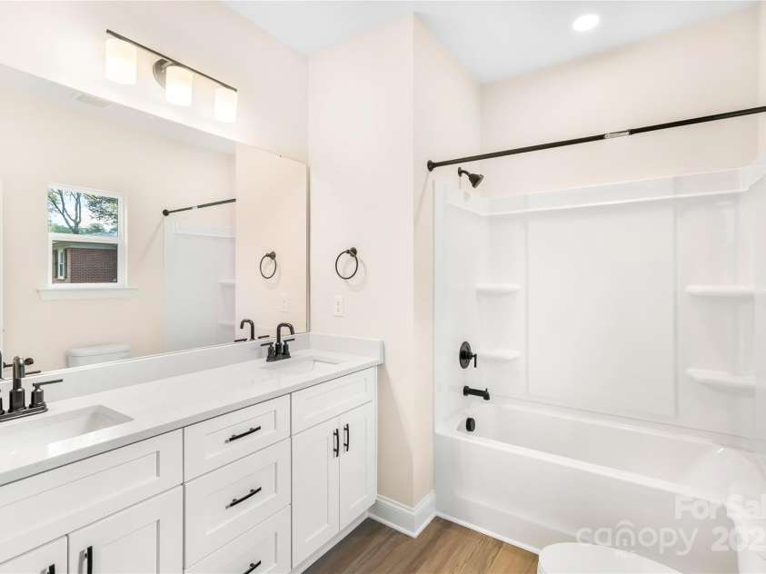 315 Club House Drive, Salisbury, NC 28144.  MLS# CAR4243075, YatesRealty ID 10715. 