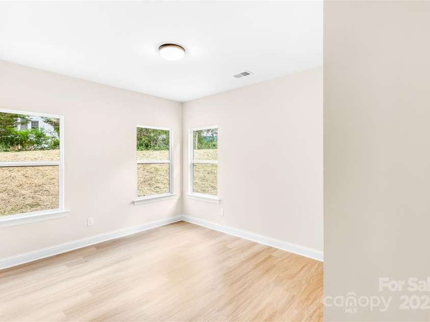 315 Club House Drive, Salisbury, NC 28144.  MLS# CAR4243075, YatesRealty ID 10715. 
