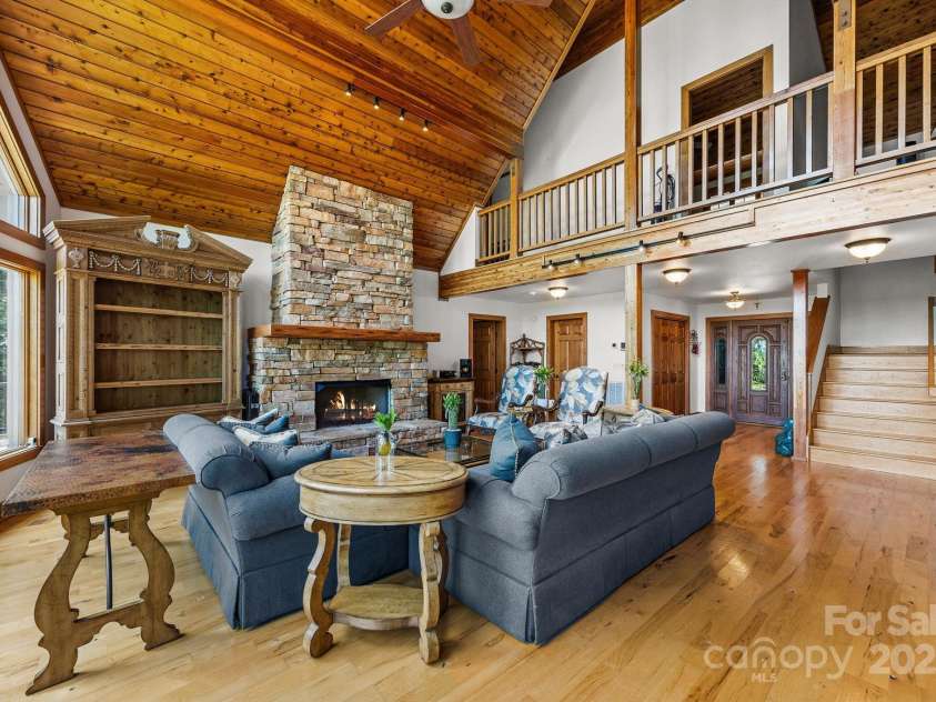 266 Lost Mine Trail, Brevard, NC 28712.  MLS# CAR4278274, YatesRealty ID 10716. Family Room with Fireplace