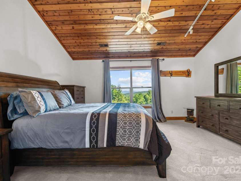 266 Lost Mine Trail, Brevard, NC 28712.  MLS# CAR4278274, YatesRealty ID 10716. Upstairs Guest Room