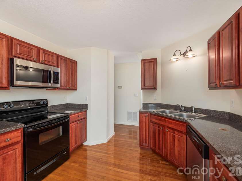 44 Souther Road, Fletcher, NC 28732.  MLS# CAR4357312, YatesRealty ID 10717. 