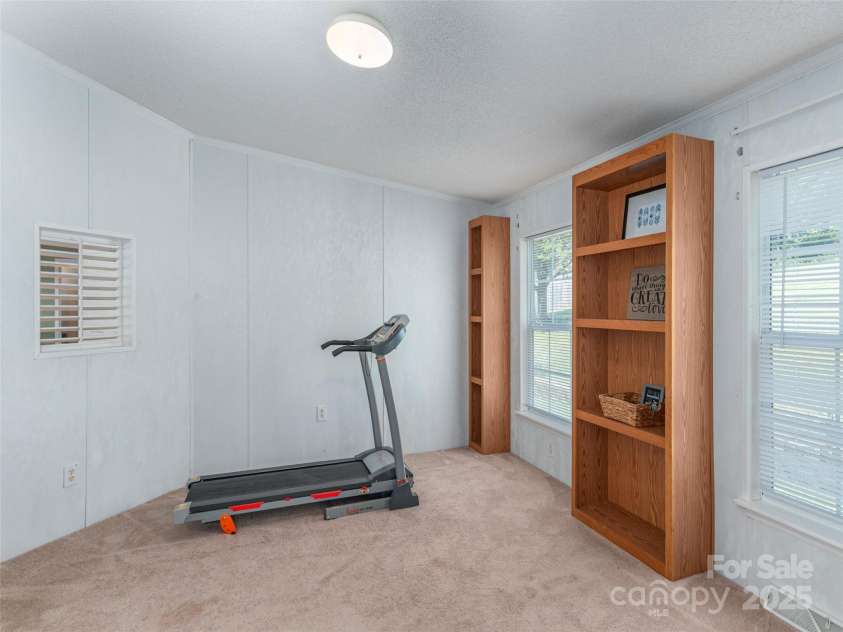 9 Redmond Drive, Alexander, NC 28701.  MLS# CAR4254999, YatesRealty ID 10717. 