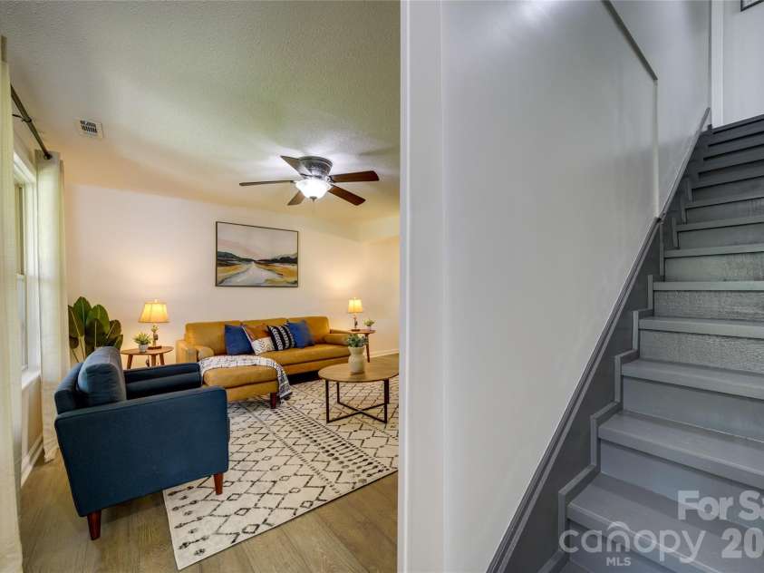24 Oakwood Road, Candler, NC 28715.  MLS# CAR4343043, YatesRealty ID 10718. 