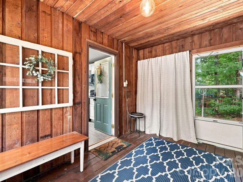 24 Oakwood Road, Candler, NC 28715.  MLS# CAR4415406, YatesRealty ID 10718. 