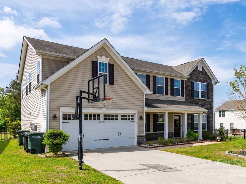 7412 Greene Mill Avenue, Concord, NC 28025.  MLS# CAR4249641, YatesRealty ID 10718. 
