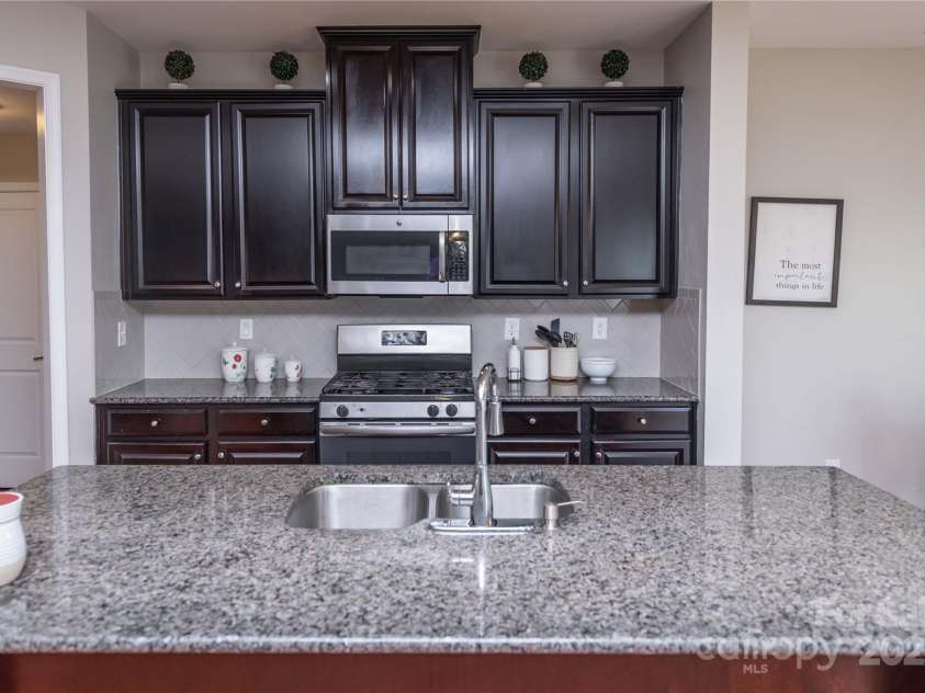 7412 Greene Mill Avenue, Concord, NC 28025.  MLS# CAR4249641, YatesRealty ID 10718. 