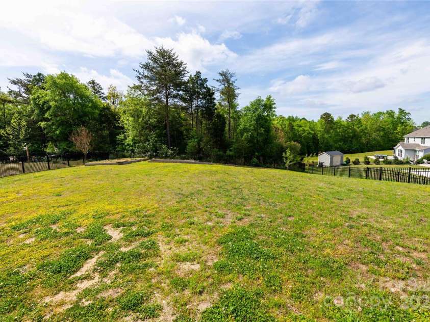 7412 Greene Mill Avenue, Concord, NC 28025.  MLS# CAR4249641, YatesRealty ID 10718. 