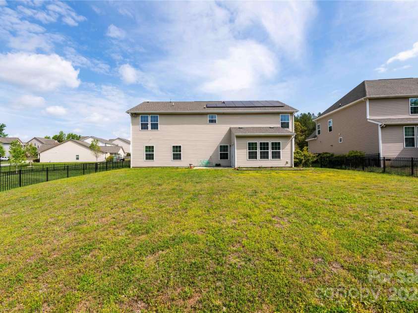 7412 Greene Mill Avenue, Concord, NC 28025.  MLS# CAR4249641, YatesRealty ID 10718. 