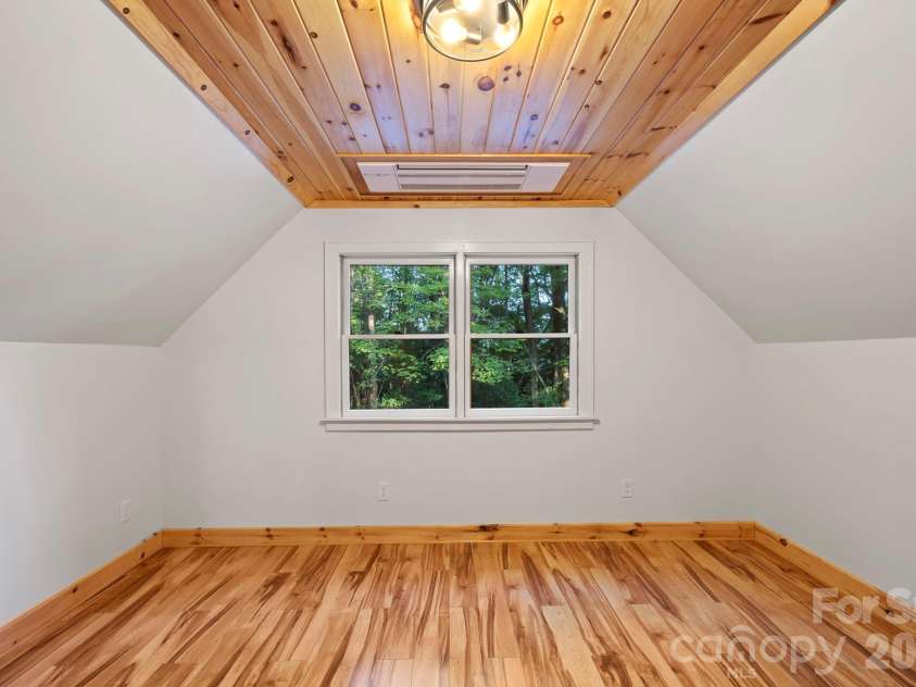 327 Flat Ridge Drive, Lake Toxaway, NC 28774.  MLS# CAR4364650, YatesRealty ID 10719. Upper bedroom or office