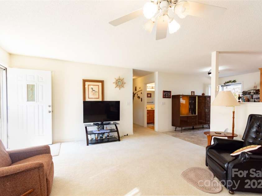 431 Island Cove Road, Norwood, NC 28128.  MLS# CAR4221592, YatesRealty ID 1072. 