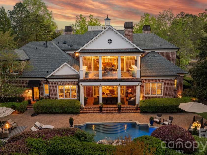 131 The Point Drive, Mooresville, NC 28117.  MLS# CAR4365432, YatesRealty ID 10720. 