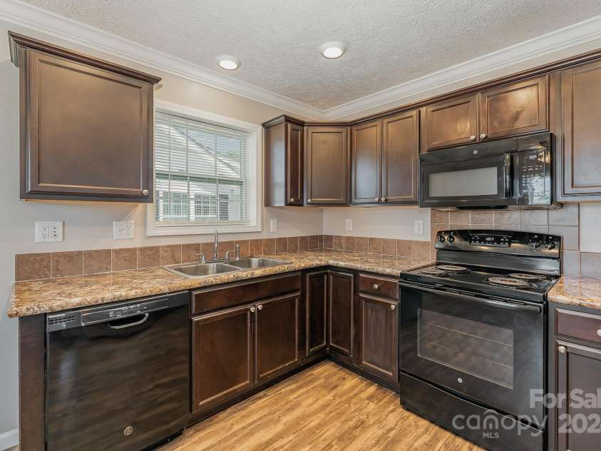 159 Badin Lake Circle, New London, NC 28127.  MLS# CAR4135721, YatesRealty ID 10722. 