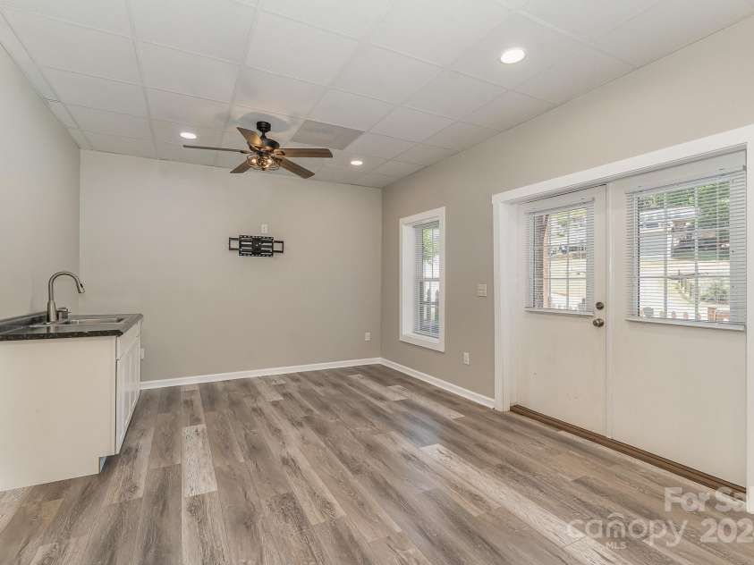 159 Badin Lake Circle, New London, NC 28127.  MLS# CAR4135721, YatesRealty ID 10722. 