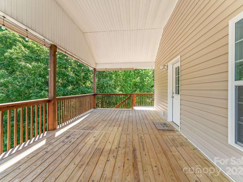 159 Badin Lake Circle, New London, NC 28127.  MLS# CAR4135721, YatesRealty ID 10722. 