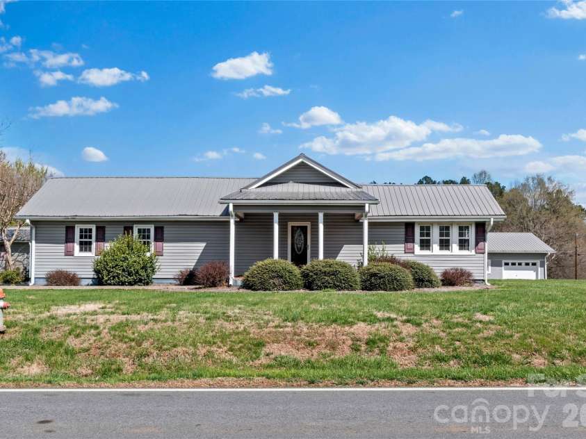 613 Nc 67 Highway, Boonville, NC 27011.  MLS# CAR4358913, YatesRealty ID 10722. 