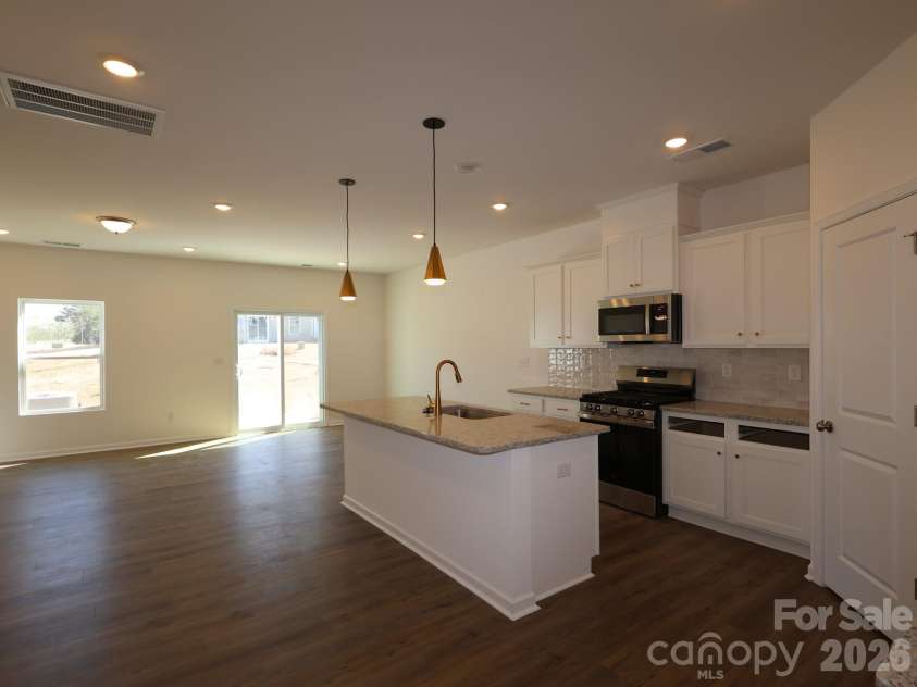 814 Earhart Street, Concord, NC 28027.  MLS# CAR4356079, YatesRealty ID 10724. Kitchen