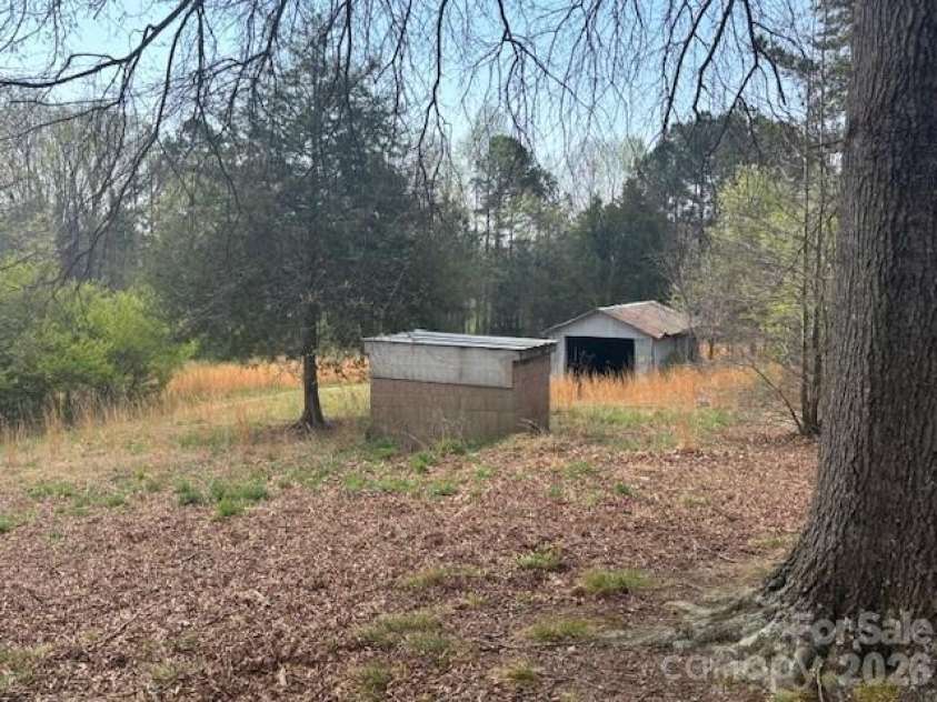 2273 Trail Avenue, Kannapolis, NC 28081.  MLS# CAR4361604, YatesRealty ID 10725. Well