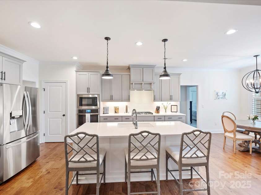 10521 Ardley Manor Drive, Mint Hill, NC 28227.  MLS# CAR4227257, YatesRealty ID 10726. 