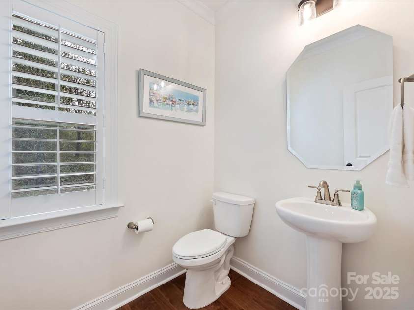 10521 Ardley Manor Drive, Mint Hill, NC 28227.  MLS# CAR4227257, YatesRealty ID 10726. 