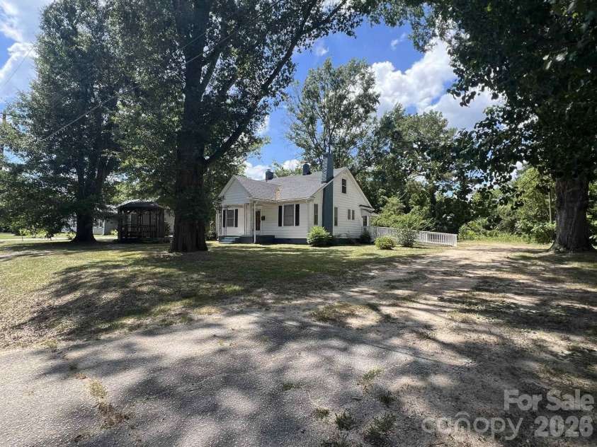 651 Still Street, Chester, SC 29706.  MLS# CAR4287428, YatesRealty ID 10726. 