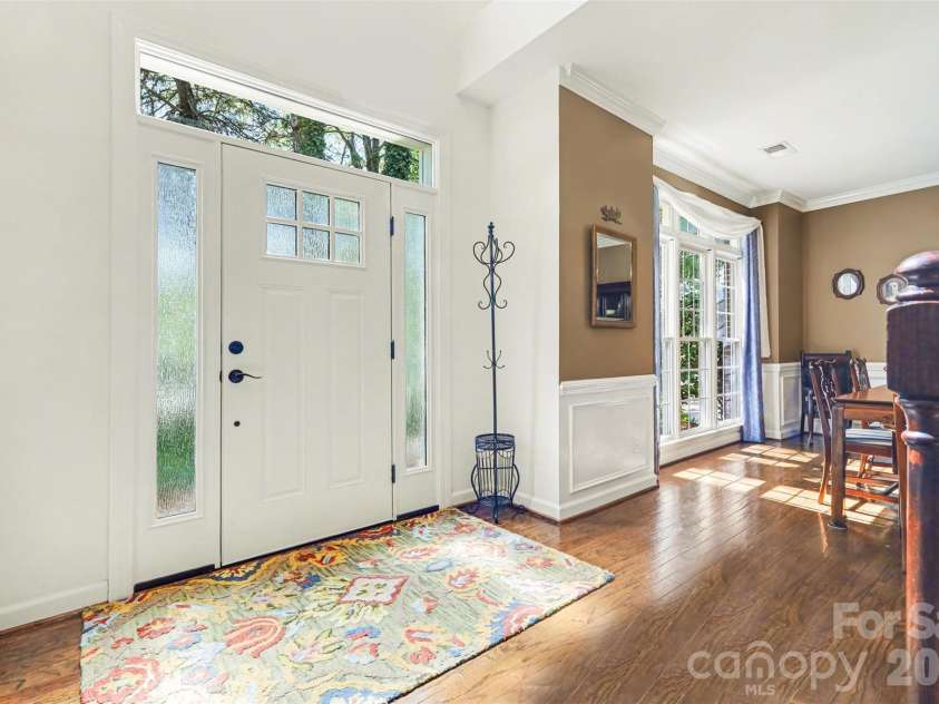 1601 Ivy Bluff Way, Matthews, NC 28105.  MLS# CAR4367318, YatesRealty ID 10727. 