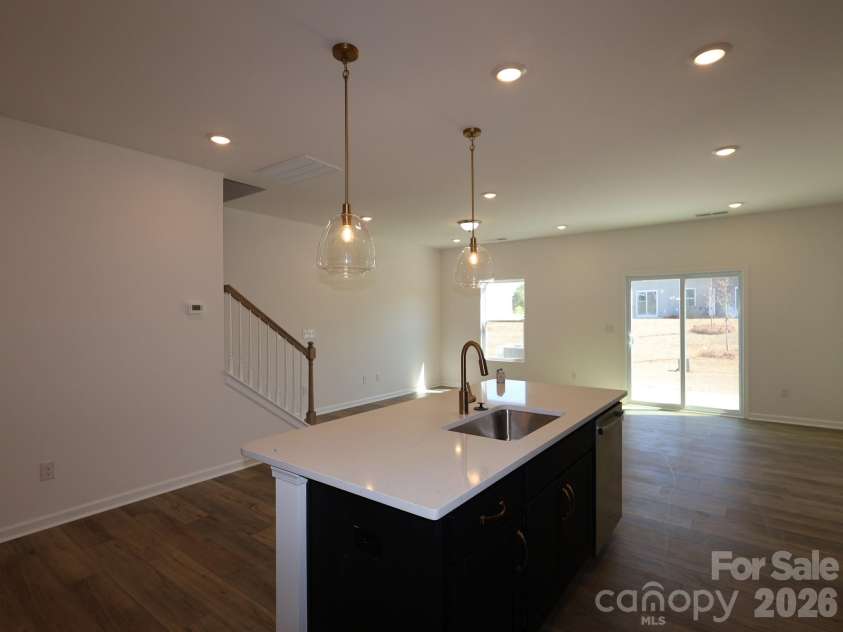 810 Earhart Street, Concord, NC 28027.  MLS# CAR4341293, YatesRealty ID 10729. Kitchen