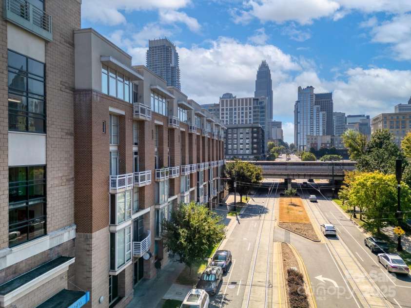 710 Trade Street, Charlotte, NC 28202.  MLS# CAR4304534, YatesRealty ID 1073. 