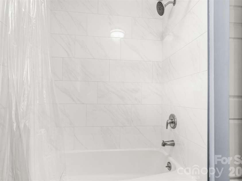 507 JC Dellinger Road, Cherryville, NC 28021.  MLS# CAR4366057, YatesRealty ID 10730. 