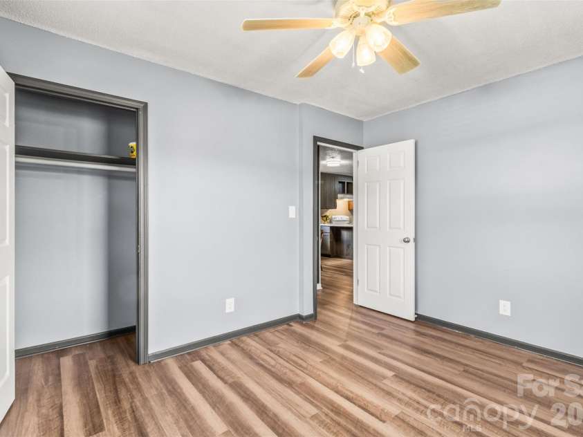 507 JC Dellinger Road, Cherryville, NC 28021.  MLS# CAR4366057, YatesRealty ID 10730. 