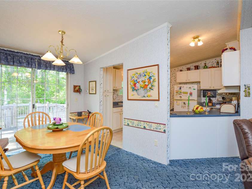 175 Hunters Landing Drive, Smithfield, NC 27577.  MLS# CAR4254718, YatesRealty ID 10733. 