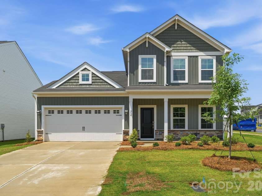 954 Leyna Court, Newton, NC 28658.  MLS# CAR4315832, YatesRealty ID 10733. 
