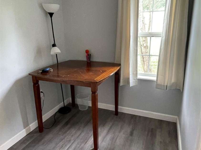 106 Gibbs Street, Dallas, NC 28034.  MLS# CAR4298003, YatesRealty ID 10734. Office Space or you can use for a sitting area