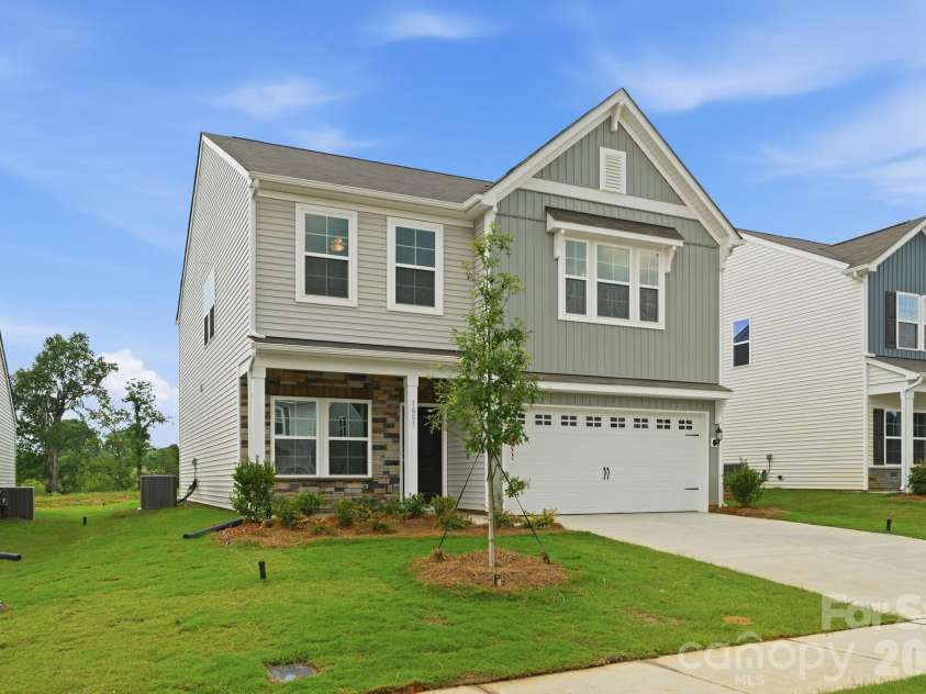 1657 Piper Creek Avenue, Newton, NC 28658.  MLS# CAR4333409, YatesRealty ID 10734. 